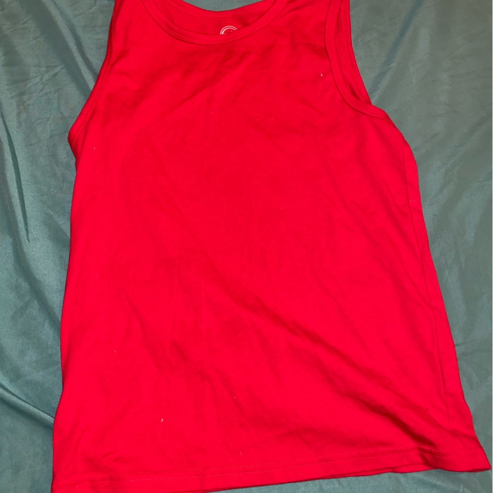 girls red tank top